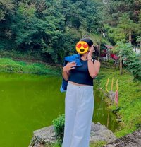 Hand cash service available - escort in Kathmandu