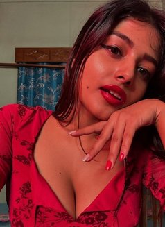 Muskan Khan - escort in Hyderabad Photo 4 of 5