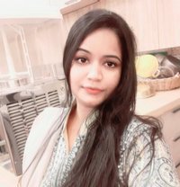 Muskan Khan - puta in Kuala Lumpur