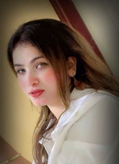 Muskan - puta in Dubai Photo 6 of 6