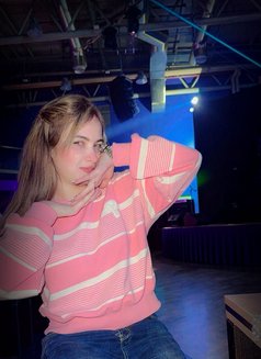 Muskan - escort in Dubai Photo 12 of 17