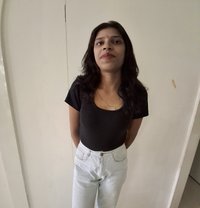 Muskan( Real Meet and Cam Show) - puta in Pune