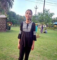 Nitu ( Real meet and cam show) - puta in Pune Photo 1 of 2