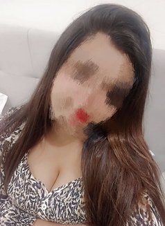 Sona Blowjob expert 25yrs Independent - puta in Mumbai Photo 7 of 8