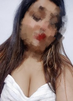Sona Blowjob expert 25yrs Independent - puta in Mumbai Photo 3 of 8
