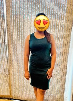 Muskan Sharma - escort in Noida Photo 2 of 5