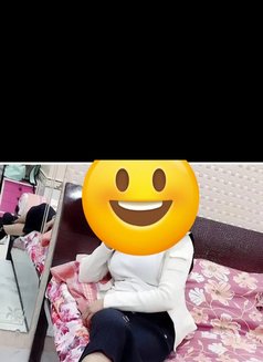 MUSKAN AGARWAL INDEPENDENT SERVICE - puta in Noida Photo 2 of 3