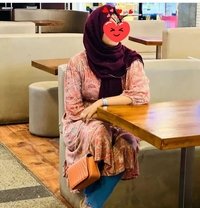 Muslim Girl Aara and Samadi 3sm service - escort in Colombo