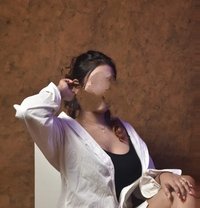 Must Trustfull Genuine Escort Service - puta in Chennai