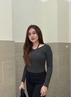 Mutia - Intérprete de adultos in Jakarta Photo 7 of 8