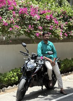 Muzammil - Male escort in Vellore Photo 2 of 2