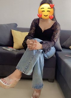 My age 19 i am independent Hema - escort in New Delhi Photo 14 of 14