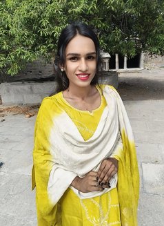 My Dear I'm Tina for Your Romantic Dream - Transsexual escort in Chennai Photo 4 of 6