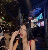 My Echanting Eyes & Luscious Lips 🫦 - puta in Bangkok