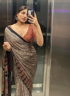 Low price Independent Vip Service - escort in Mumbai Photo 1 of 1