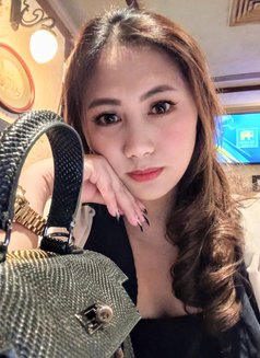 My name is aaliyahh - escort in Sharjah Photo 8 of 11