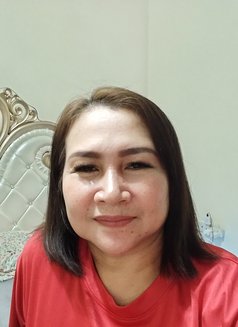 My Name Is Aemy - masseuse in Muscat Photo 2 of 4