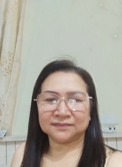 My Name Is Aemy - masseuse in Muscat Photo 3 of 4