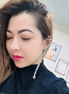 If fake service free - escort in Riyadh Photo 3 of 6