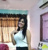 My Self Aaradhya Call Girl - Transsexual escort in Hyderabad Photo 1 of 2