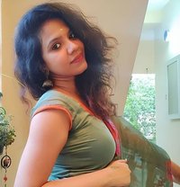 My Self Aditi - escort in Bangalore