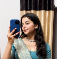 My Self Alisha Chohan I Am Independent - puta in Navi Mumbai