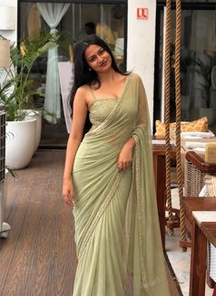 NIDHI ONLY OUTCALL SERVICE - puta in Mumbai Photo 6 of 7
