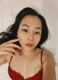 Mye Yi - escort in Doha Photo 9 of 9