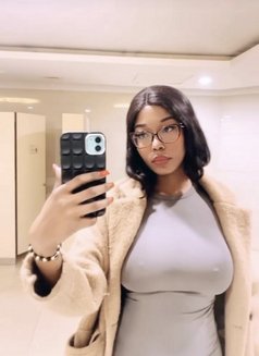 MYLA LUXE DELHI NCR/ GREATER NOIDA - companion in New Delhi Photo 6 of 6