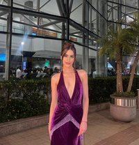 Myla - puta in Dubai Photo 4 of 5