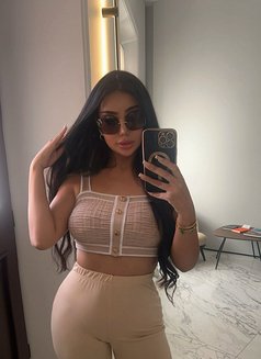 Mymy - Acompañantes transexual in Paris Photo 9 of 10