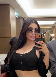 Mymy - Transsexual escort in Paris Photo 6 of 9