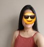 Myngirl - puta in Pattaya Photo 1 of 3