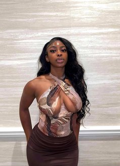 Myra From Andheri East - escort in Mumbai Photo 2 of 4