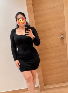 Avni - Independent Girl - escort in New Delhi Photo 3 of 4
