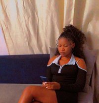 Myra - escort in Noida Photo 2 of 4