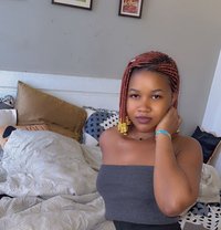 Myra - puta in Noida Photo 3 of 5