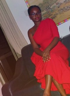 Myrrh - masseuse in Accra Photo 3 of 3