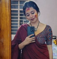 Myself Divya Safe and Secure Best Servic - puta in Chennai Photo 1 of 4