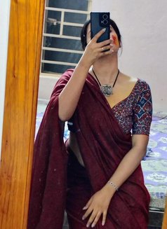 Myself Divya Safe and Secure Best Servic - escort in Chennai Photo 2 of 4