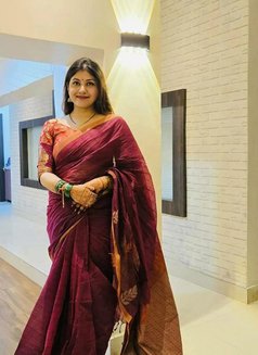 Myself Divya Safe and Secure Vip Escort - escort in Mysore Photo 1 of 3