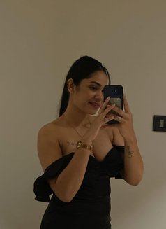 Myself Kanika Best Service Available - escort in Ahmedabad Photo 2 of 5