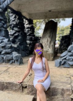 ꧁༒kavya 🦋(Meet & Cam)༒꧂ - puta in Hyderabad Photo 5 of 5