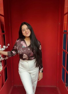 Myself Radhika. I Want to Meet Genuine G - escort in Bangalore Photo 1 of 3
