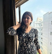 Myself Shreya Independen College Call Gi - puta in Pondicherry