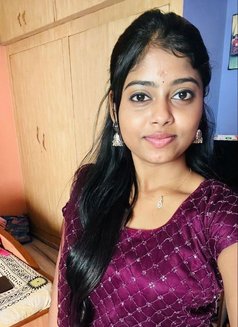 Myself Shreya Independen College Call Gi - escort in Thrissur Photo 3 of 5