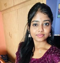 Myself Shreya Independen College Call Gi - escort in Thrissur
