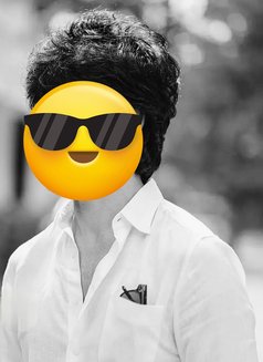 Mysterious - Male escort in Bangalore Photo 1 of 1