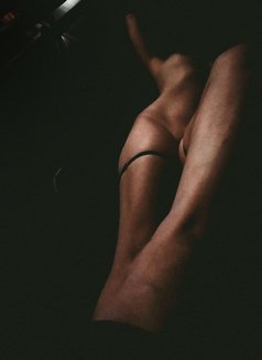 Mysticflower Sapiosexual Courtesan - puta in Manila Photo 28 of 28