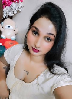 Mythili - Transsexual escort in Chennai Photo 4 of 6